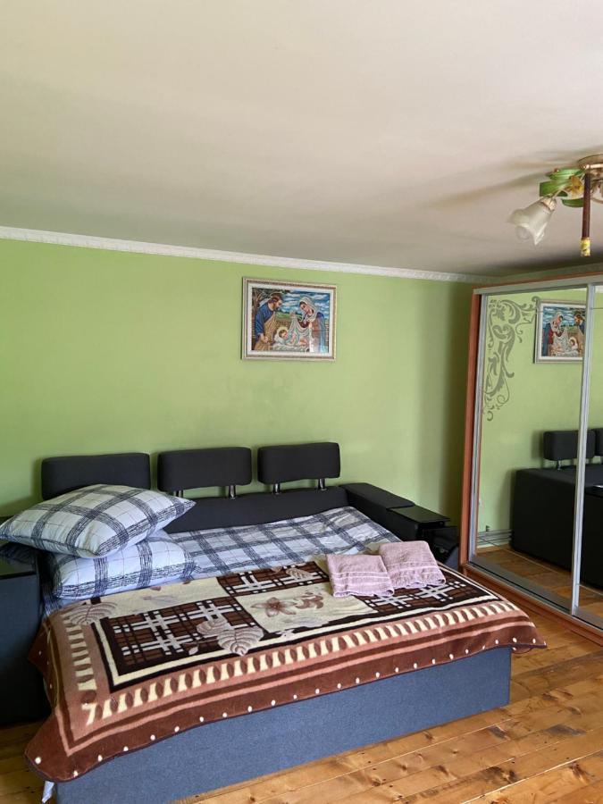 Біля Саду Volovets Exterior photo